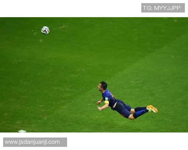 足球明星高清潮流图片集展现球场魅力与风采的完美瞬间